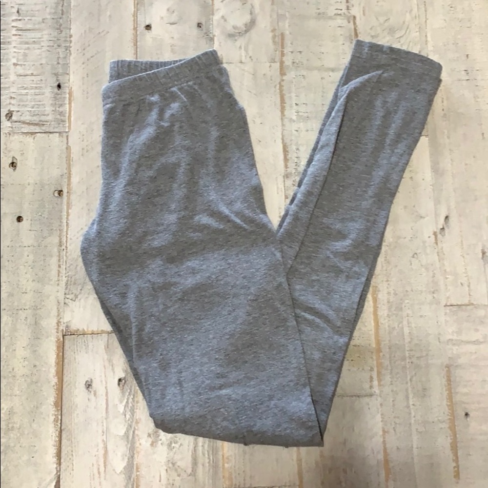 Grey leggings